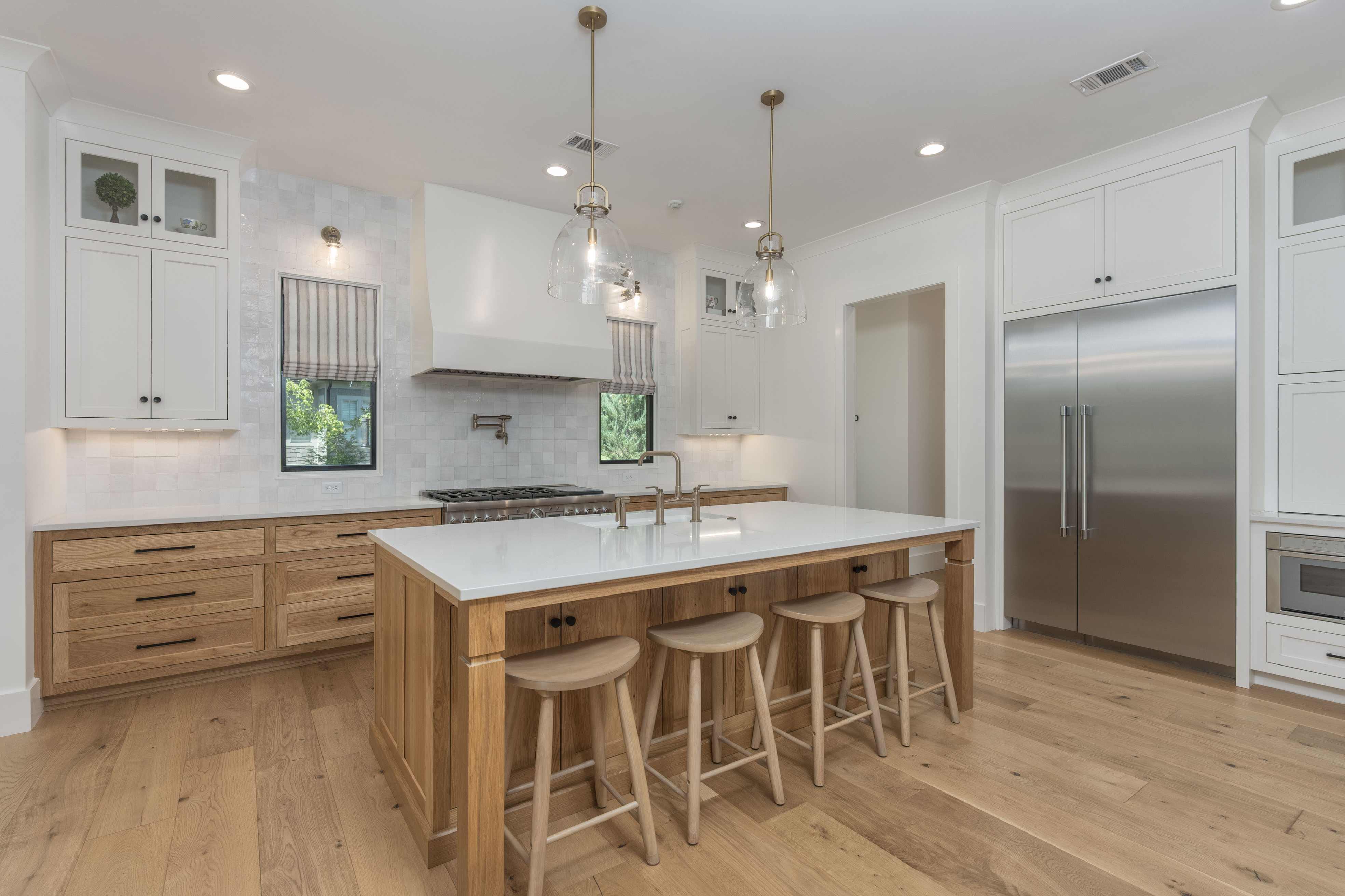 1041 Holt's Ferry image 15